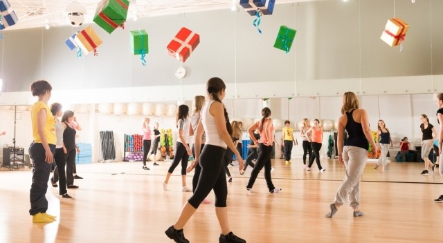 ダンスの授業はいつから？必修化の理由と教育的効果を解説